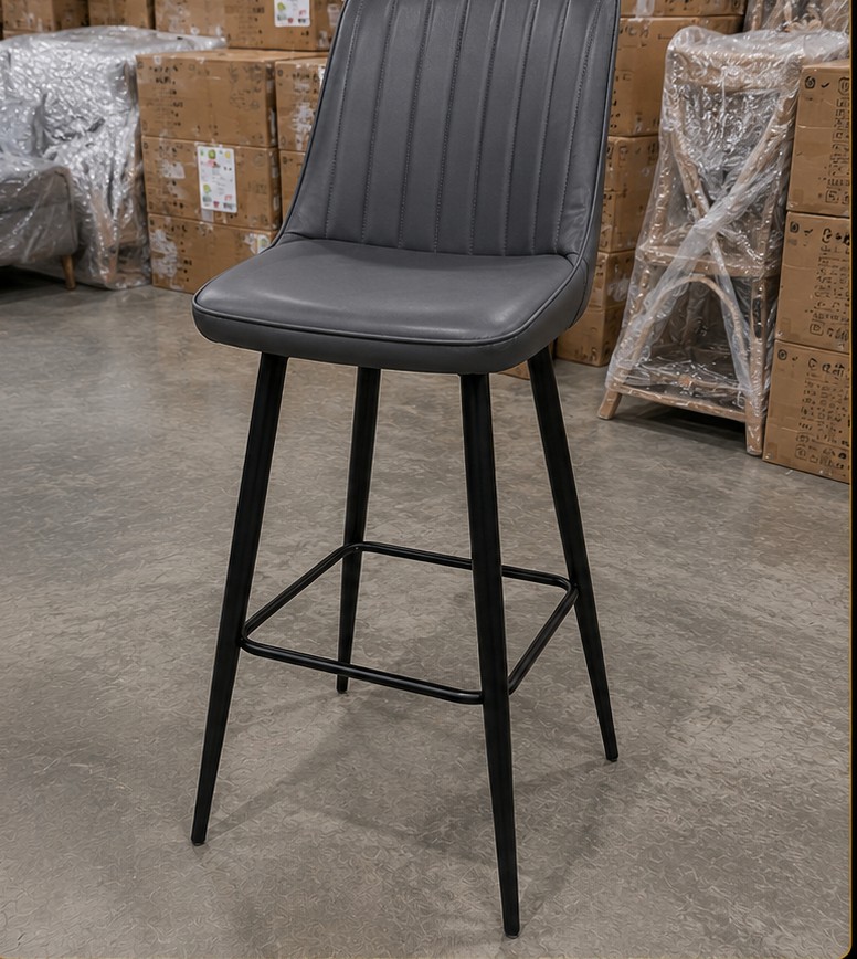 Chaise haute gris foncé — Liquidation à Gogo